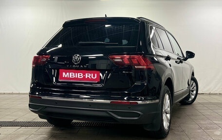 Volkswagen Tiguan II, 2022 год, 3 150 000 рублей, 2 фотография