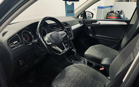 Volkswagen Tiguan II, 2022 год, 3 150 000 рублей, 19 фотография
