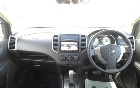 Nissan Wingroad III, 2013 год, 750 000 рублей, 15 фотография