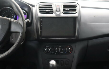 Renault Logan II, 2015 год, 677 000 рублей, 12 фотография
