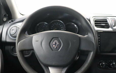 Renault Logan II, 2015 год, 677 000 рублей, 10 фотография