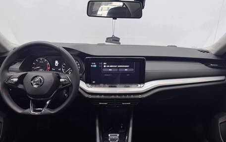 Skoda Octavia IV, 2021 год, 1 670 000 рублей, 5 фотография
