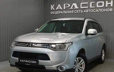 Mitsubishi Outlander III рестайлинг 3, 2013 год, 1 235 000 рублей, 1 фотография