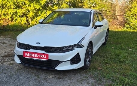KIA K5, 2021 год, 2 350 000 рублей, 2 фотография