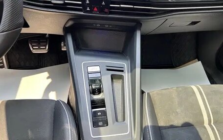 Volkswagen Golf VIII, 2021 год, 1 800 077 рублей, 11 фотография