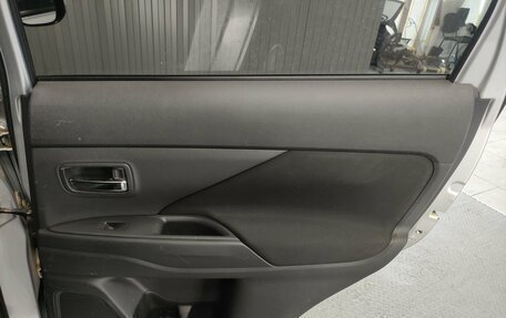 Mitsubishi Outlander III рестайлинг 3, 2013 год, 1 235 000 рублей, 17 фотография