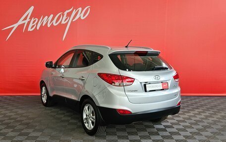 Hyundai ix35 I рестайлинг, 2012 год, 930 000 рублей, 3 фотография