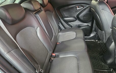 Hyundai ix35 I рестайлинг, 2012 год, 930 000 рублей, 13 фотография