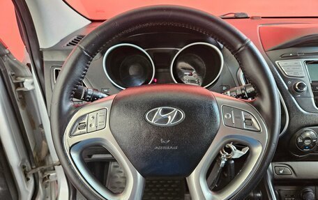 Hyundai ix35 I рестайлинг, 2012 год, 930 000 рублей, 11 фотография