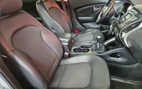 Hyundai ix35 I рестайлинг, 2012 год, 930 000 рублей, 12 фотография