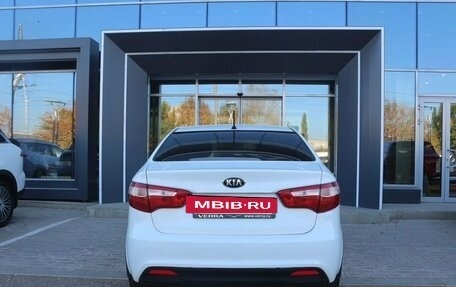 KIA Rio III рестайлинг, 2014 год, 820 000 рублей, 5 фотография