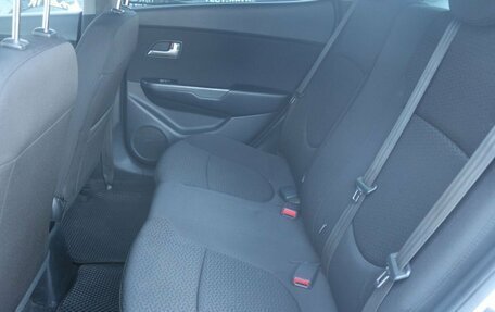 KIA Rio III рестайлинг, 2014 год, 820 000 рублей, 17 фотография