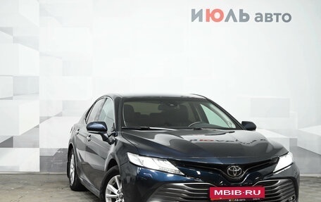 Toyota Camry, 2018 год, 2 650 000 рублей, 3 фотография