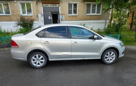Volkswagen Polo VI (EU Market), 2011 год, 420 000 рублей, 5 фотография