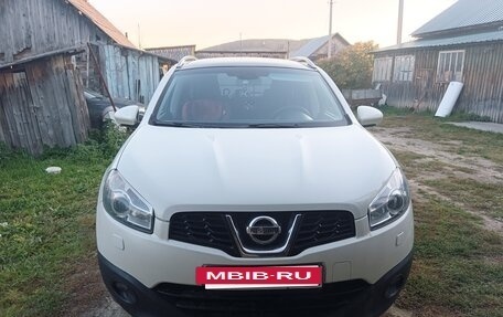 Nissan Qashqai+2 I, 2013 год, 1 600 000 рублей, 2 фотография