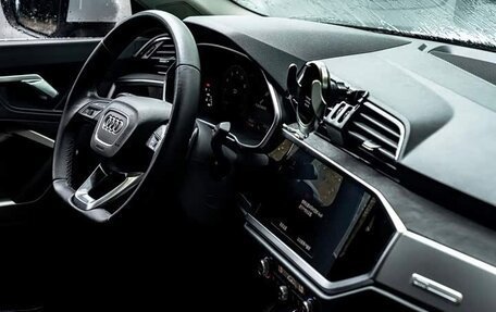 Audi Q3, 2022 год, 2 399 999 рублей, 6 фотография