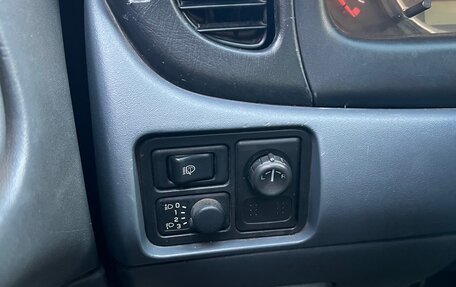 Nissan Almera, 2005 год, 280 000 рублей, 19 фотография