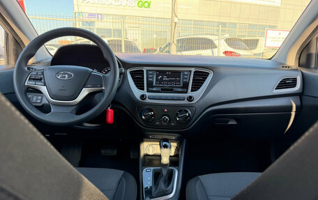 Hyundai Solaris II рестайлинг, 2021 год, 1 850 000 рублей, 23 фотография