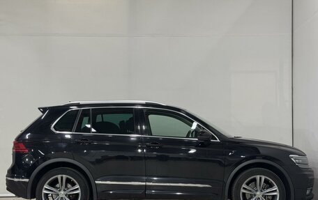 Volkswagen Tiguan II, 2018 год, 2 399 000 рублей, 7 фотография