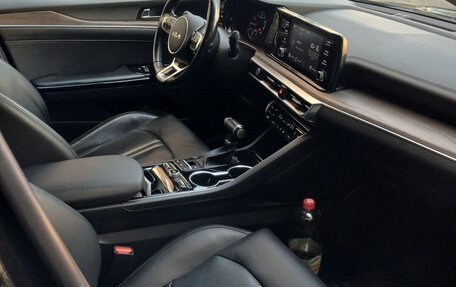 KIA K5, 2021 год, 2 400 000 рублей, 7 фотография