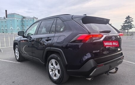 Toyota RAV4, 2021 год, 3 550 000 рублей, 4 фотография