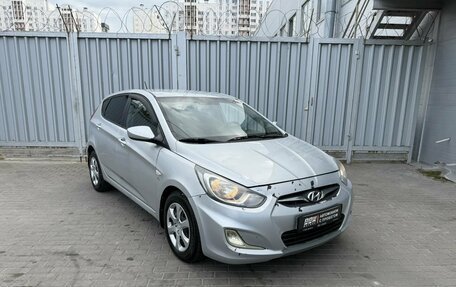 Hyundai Solaris II рестайлинг, 2014 год, 749 000 рублей, 7 фотография