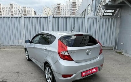 Hyundai Solaris II рестайлинг, 2014 год, 749 000 рублей, 3 фотография