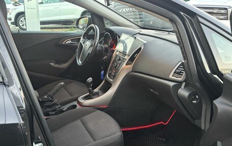 Opel Astra J, 2012 год, 725 000 рублей, 9 фотография