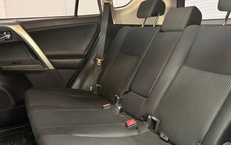 Toyota RAV4, 2013 год, 1 890 000 рублей, 15 фотография