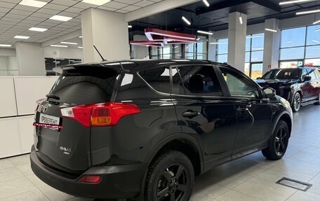 Toyota RAV4, 2013 год, 1 890 000 рублей, 6 фотография