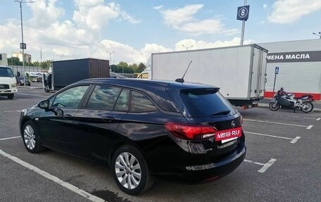 Opel Astra K, 2019 год, 1 350 000 рублей, 5 фотография