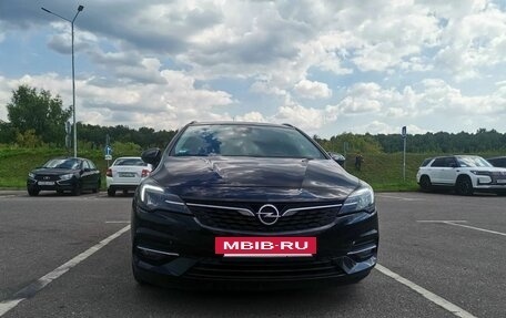 Opel Astra K, 2019 год, 1 350 000 рублей, 3 фотография