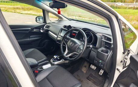 Honda Fit III, 2014 год, 900 000 рублей, 5 фотография