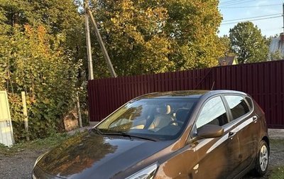 Hyundai Solaris II рестайлинг, 2015 год, 980 000 рублей, 1 фотография