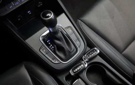 Hyundai Kona I, 2022 год, 2 193 000 рублей, 10 фотография