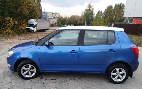 Skoda Fabia II, 2013 год, 625 000 рублей, 3 фотография