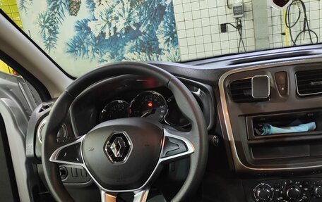 Renault Logan II, 2021 год, 930 000 рублей, 17 фотография
