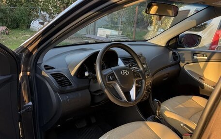 Hyundai Solaris II рестайлинг, 2015 год, 980 000 рублей, 8 фотография