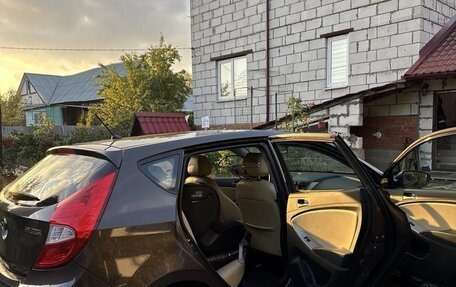 Hyundai Solaris II рестайлинг, 2015 год, 980 000 рублей, 7 фотография