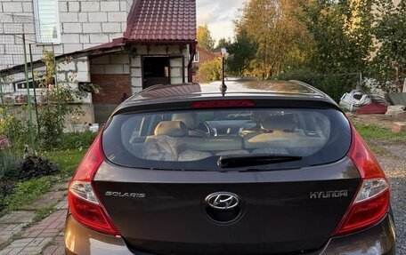 Hyundai Solaris II рестайлинг, 2015 год, 980 000 рублей, 16 фотография