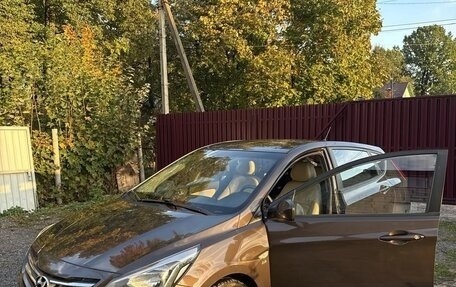 Hyundai Solaris II рестайлинг, 2015 год, 980 000 рублей, 4 фотография