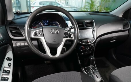Hyundai Solaris II рестайлинг, 2013 год, 848 000 рублей, 6 фотография