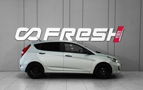 Hyundai Solaris II рестайлинг, 2013 год, 848 000 рублей, 5 фотография