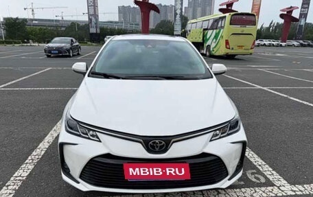Toyota Corolla, 2023 год, 1 700 000 рублей, 2 фотография