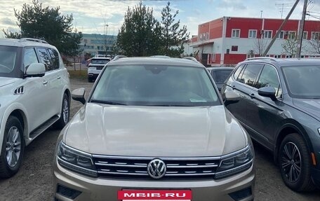 Volkswagen Tiguan II, 2019 год, 3 000 000 рублей, 7 фотография
