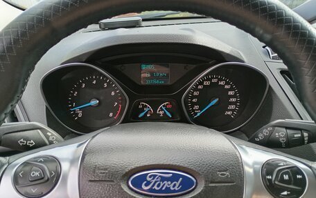 Ford Kuga III, 2014 год, 900 000 рублей, 20 фотография
