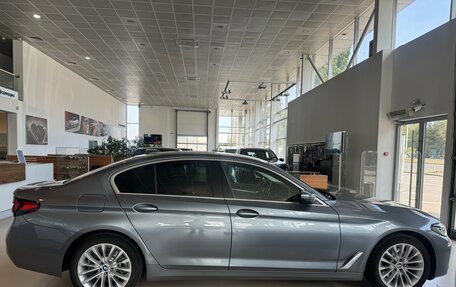 BMW 5 серия, 2021 год, 4 300 000 рублей, 7 фотография
