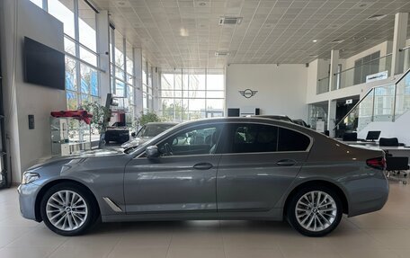 BMW 5 серия, 2021 год, 4 300 000 рублей, 10 фотография