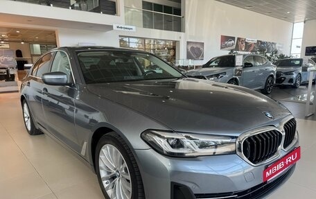 BMW 5 серия, 2021 год, 4 300 000 рублей, 6 фотография