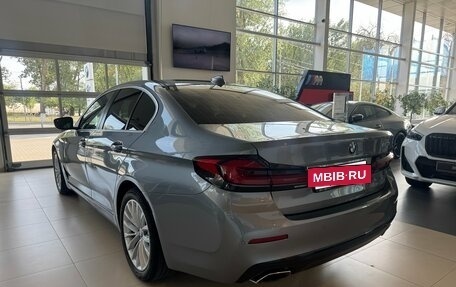 BMW 5 серия, 2021 год, 4 300 000 рублей, 9 фотография